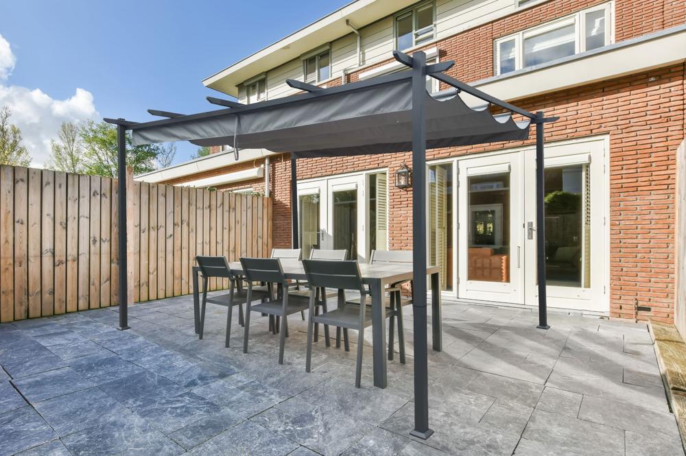 MIRA Pergola 4x3m világosszürke vászon
