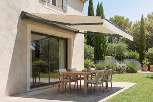 Toldo motorizado semicofre beige FAZZIO 4x3m 3