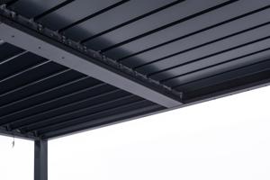 Pérgola bioclimática adosada PIANA de 3x2 m en aluminio gris. 10