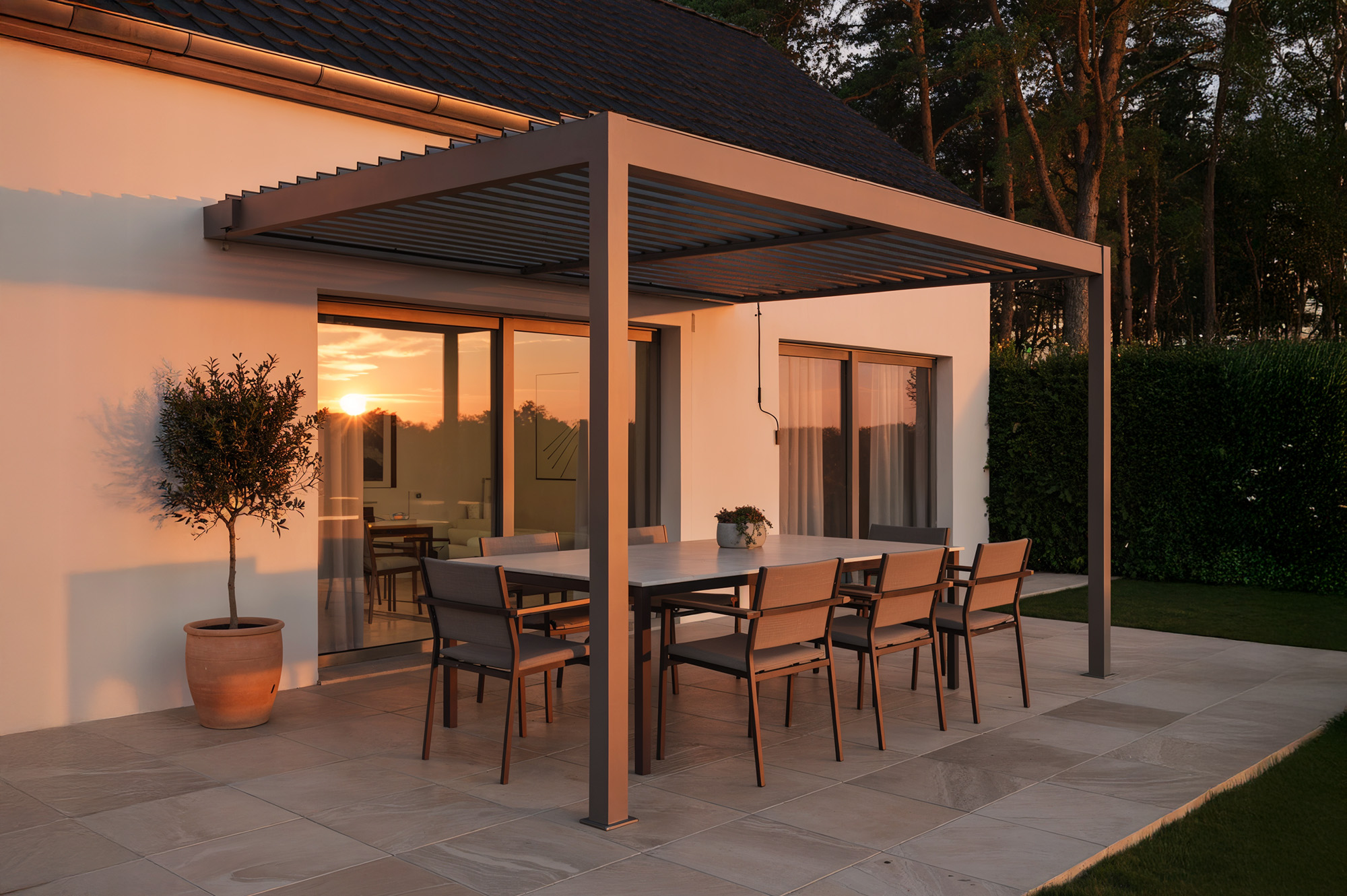 Pérgola bioclimática adosada PIANA 4x3m en aluminio color topo 2