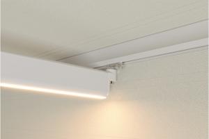 Store banne motorisé à LED semi-coffre blanc FAZZIO 5x3m toile beige 17