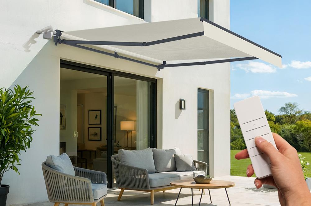 Store banne motorisé semi-coffre FAZZIO 3x2,5m beige